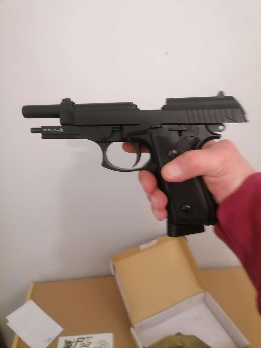 177 BB KWC Taurus PT92 Co2 Blow Back Air Pistol - New