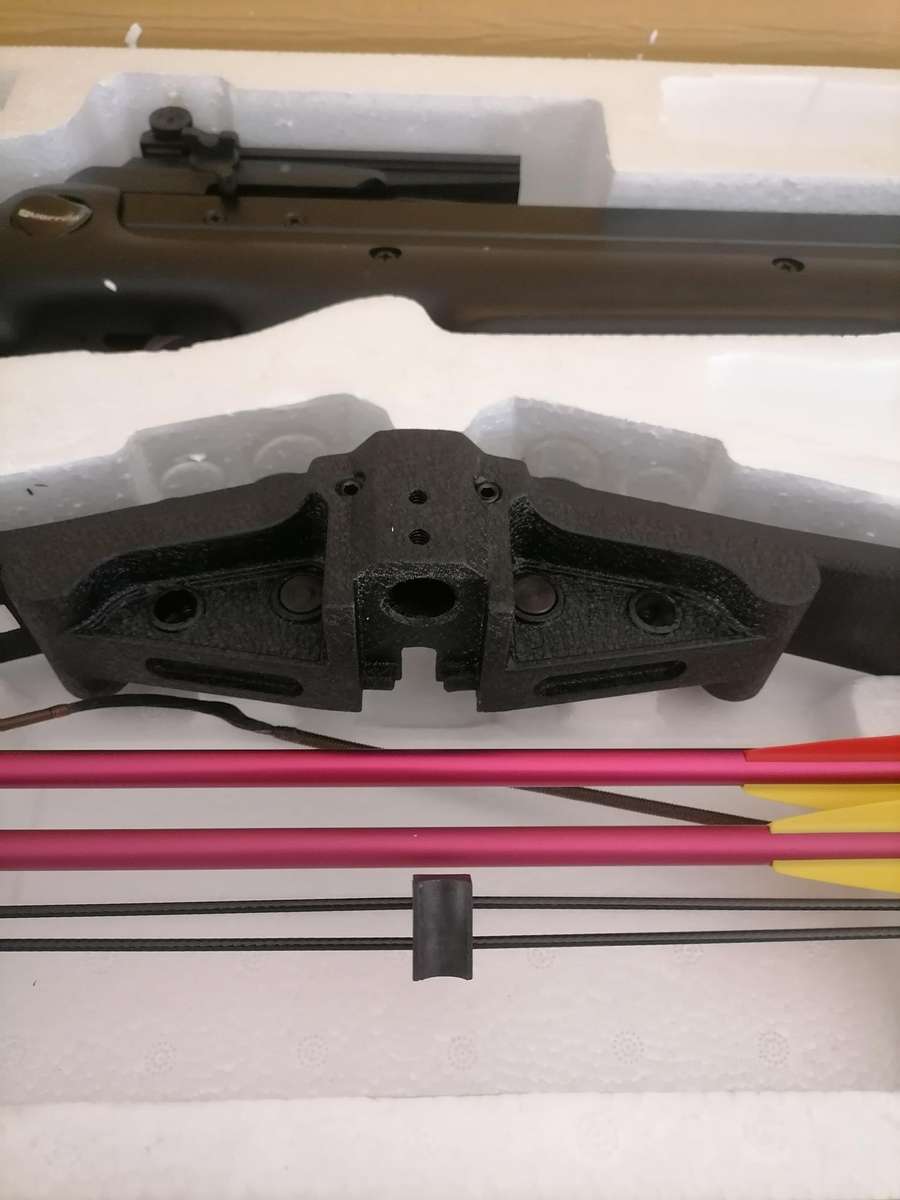 Guerrilla Lamster Crossbow 150lbs - NEW  WORLD SHOP DISPLAY LIKE NEW DEMO MODEL