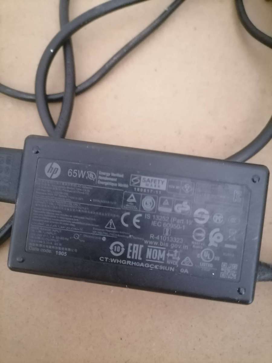 HP 15 MODEL - i7-8565U - 512 SSD + 2TB HDD - NVIDIA® GeForce® MX250 4GB - 20 GB RAM - WIN 10 PR