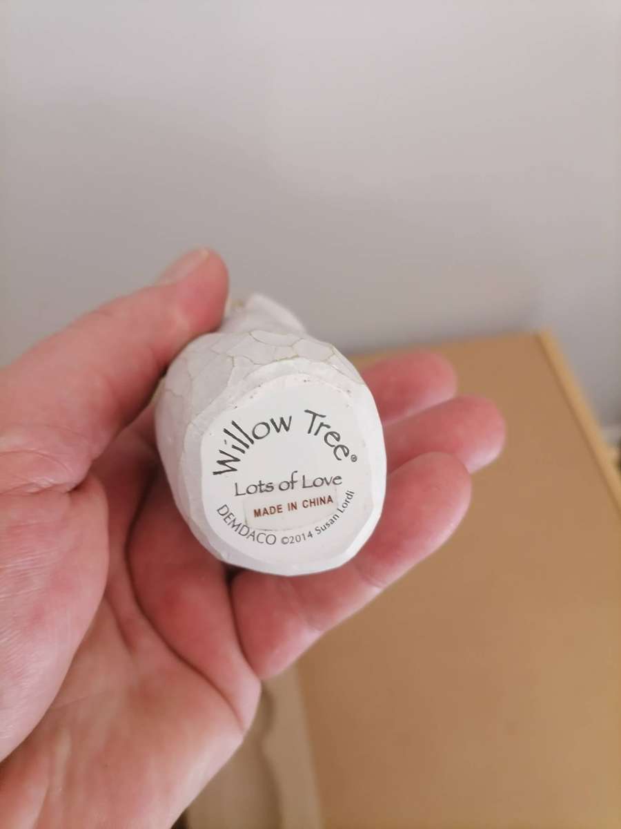 Willow Tree  Lots of Love - BRAND NEW IN THE ORIGINAL BOX