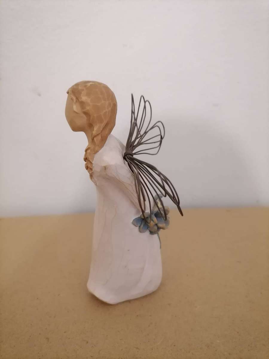 2002 Susan Lordi 5 1/4-Inch Willow Tree Figure "Thank You - AMAZING