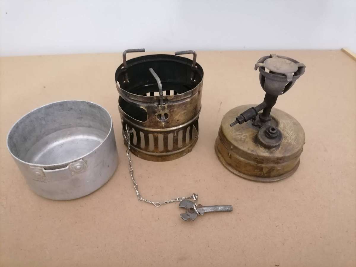 1960's Vintage OPTIMUS SVEA 123 Made in Sweden Camping Stove Backpacking WITH KEY