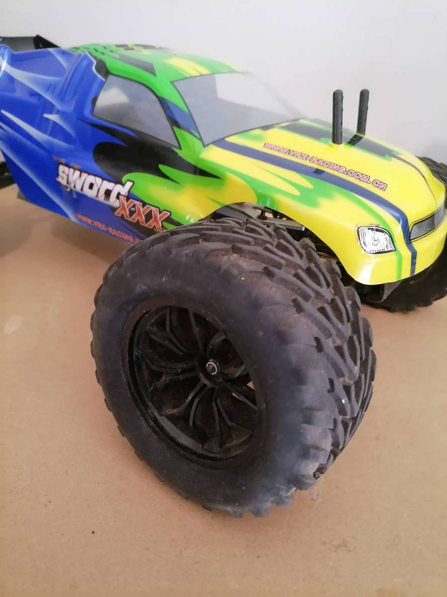 VRX Truggy XXX Sword Off Road 1/10 with Metal Frame, Brush Motor RC-550 Radio