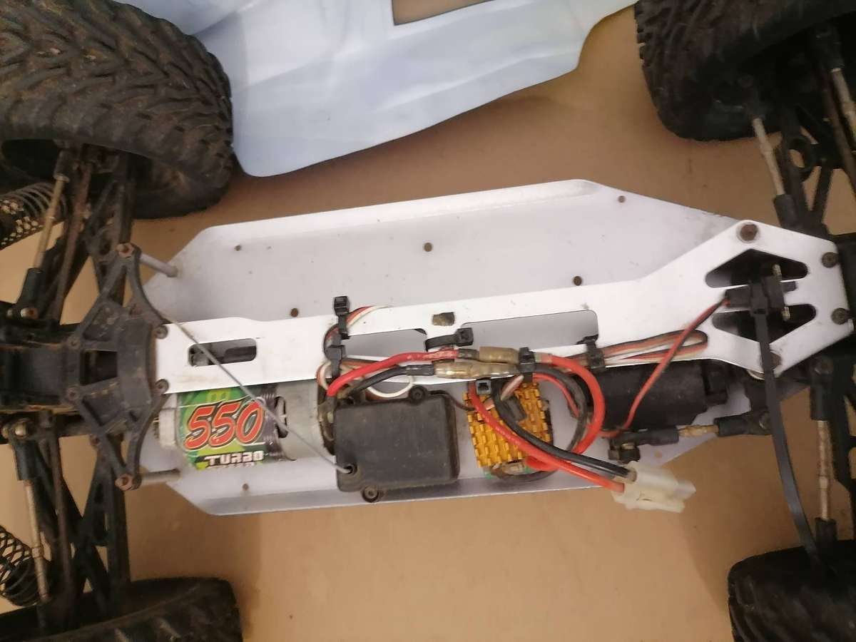 VRX Truggy XXX Sword Off Road 1/10 with Metal Frame, Brush Motor RC-550 Radio