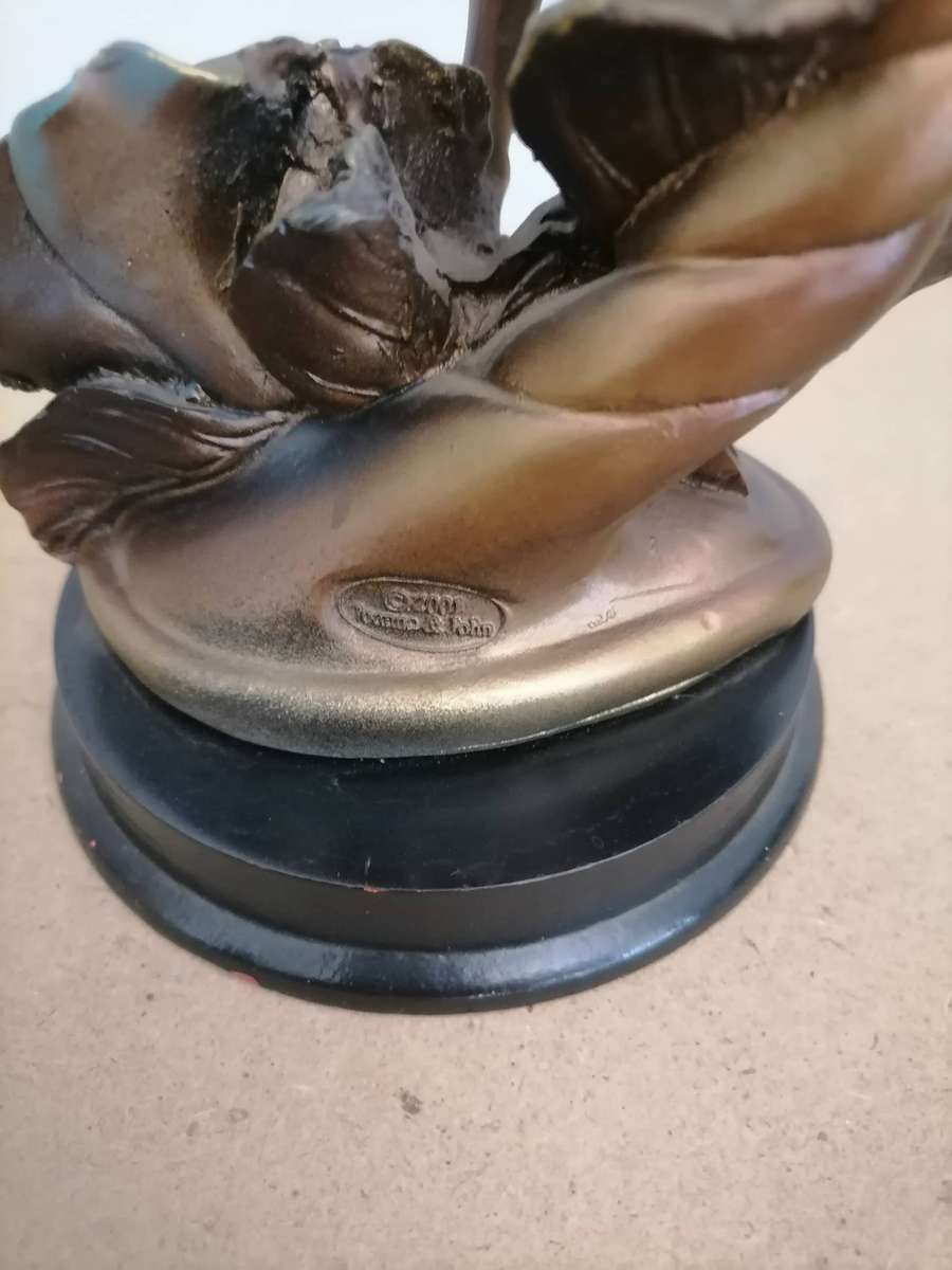 Elegant Ballet Dancer Statue  A Unique Artistic Piece - MADE from RESIN - 36 CM HEIGHT - MARKED