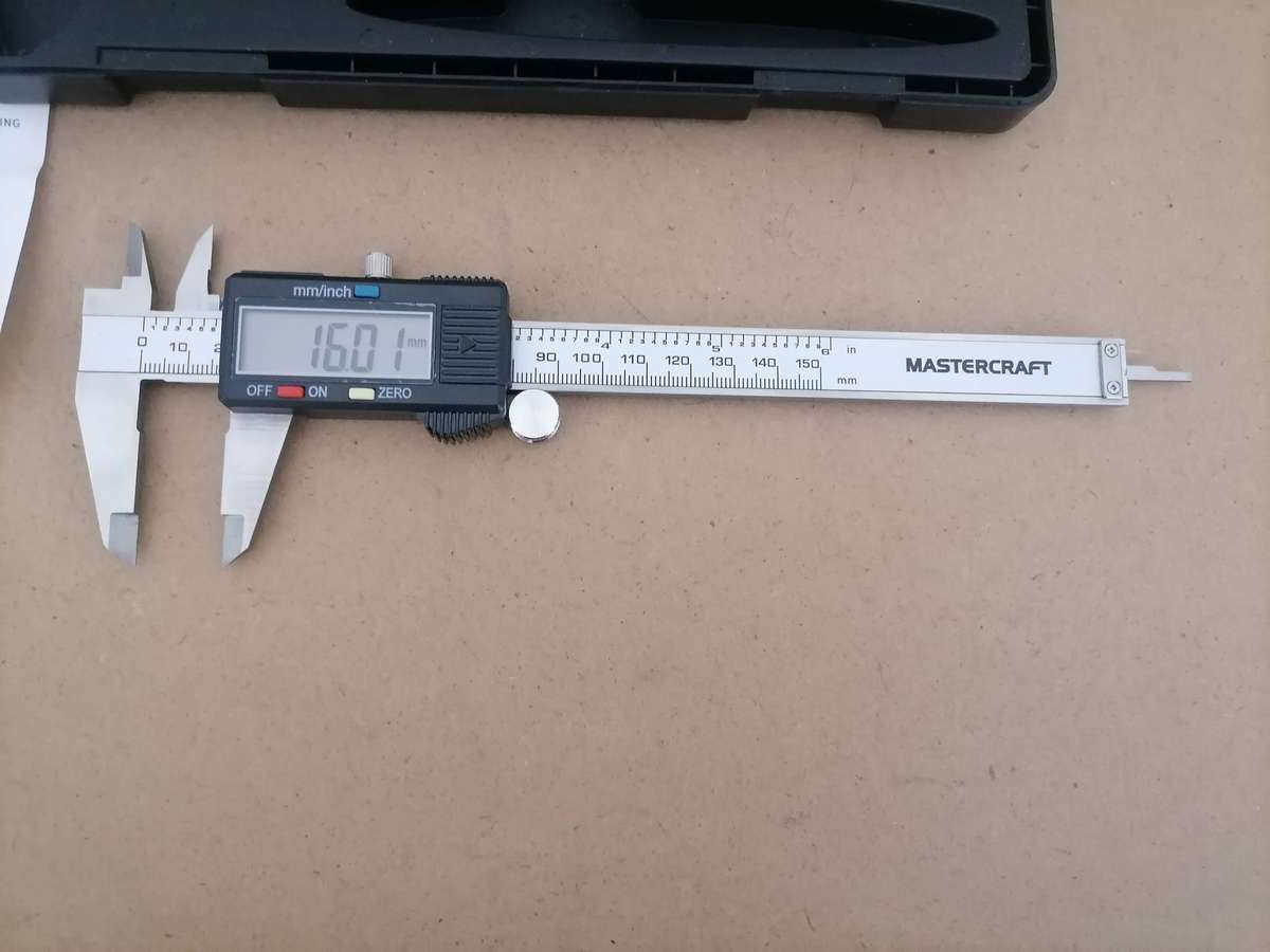 CD Tools Electronic Digital Caliper 0-6 / 0 150mm With Input Port Inches MM - LIKE NEW - 100% WORKIN