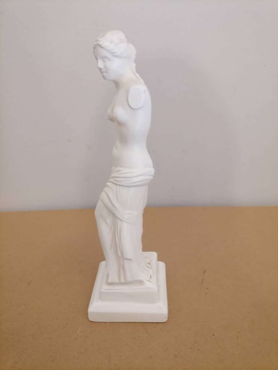 Vintage Venus De Milo STATUE CLEOFIL - Italian 28 CM HEIGHT RESIN