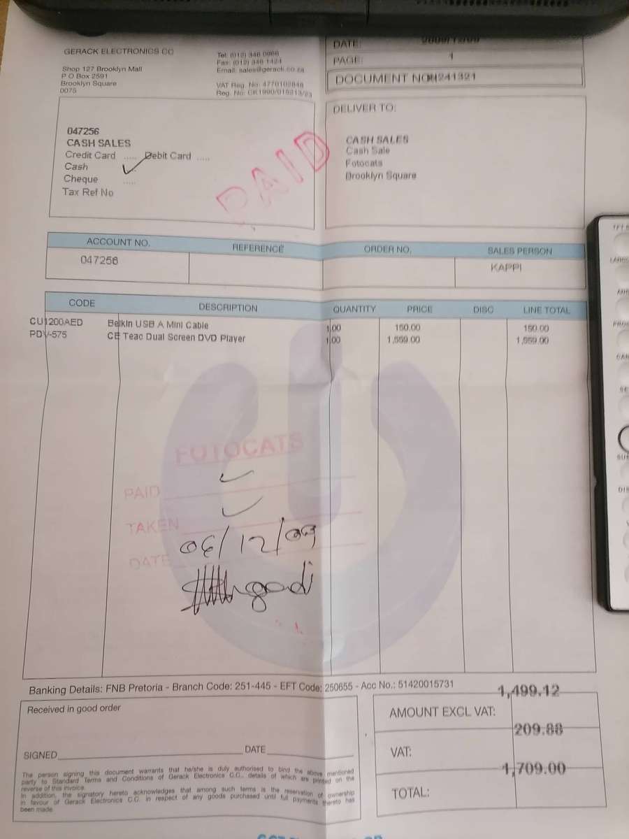 TEAC (PD-V575) IN CAR DUAL SCREEN DVD Players - LIKE NEW STILL HAS PLASTIC AMAZING CONDITION - 100%