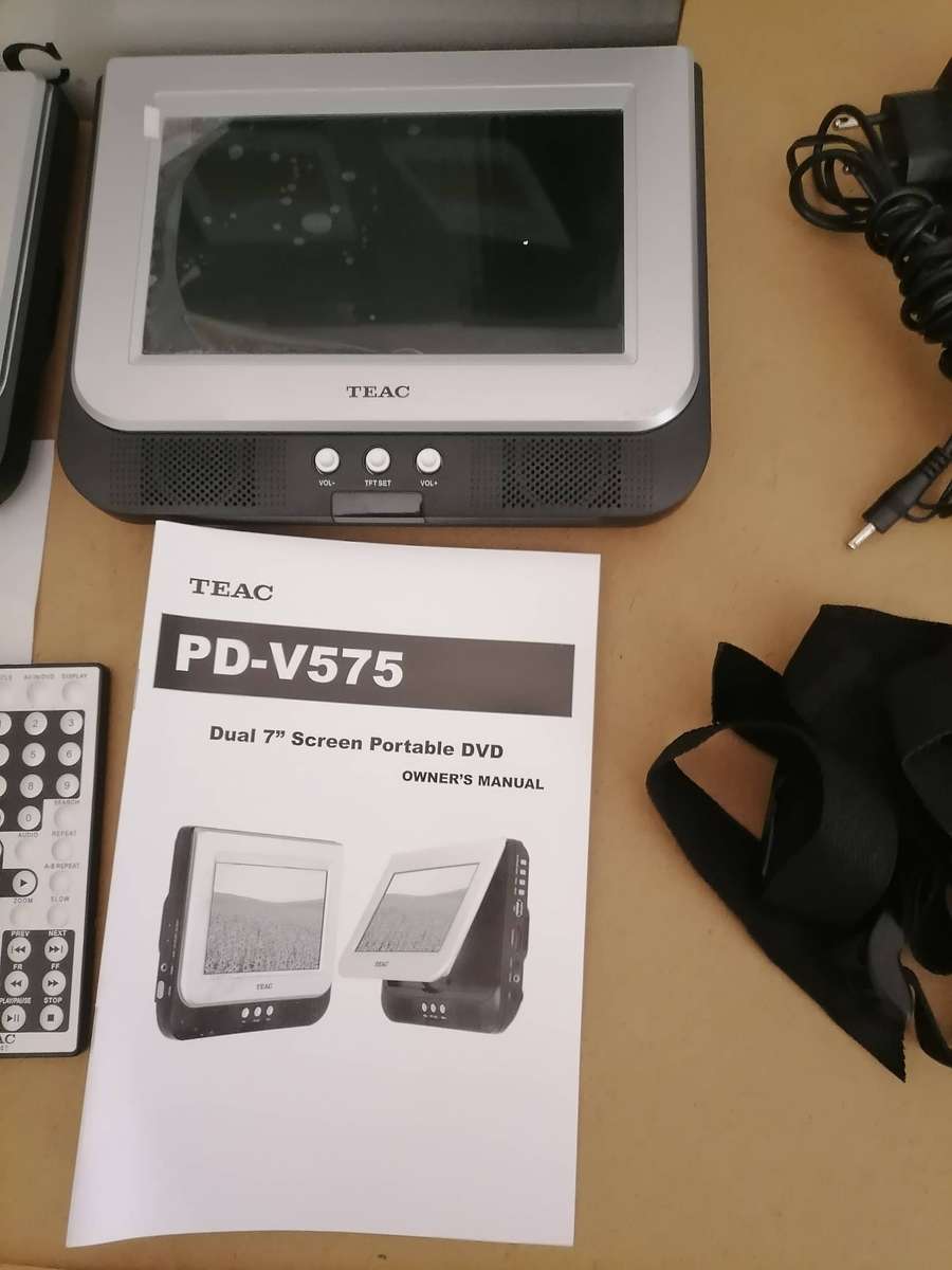 TEAC (PD-V575) IN CAR DUAL SCREEN DVD Players - LIKE NEW STILL HAS PLASTIC AMAZING CONDITION - 100%
