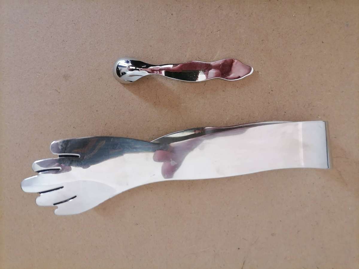 1 X Carrol Boyes - Ice Tongs - 1 X Carrol Boyes SOLO SPOON