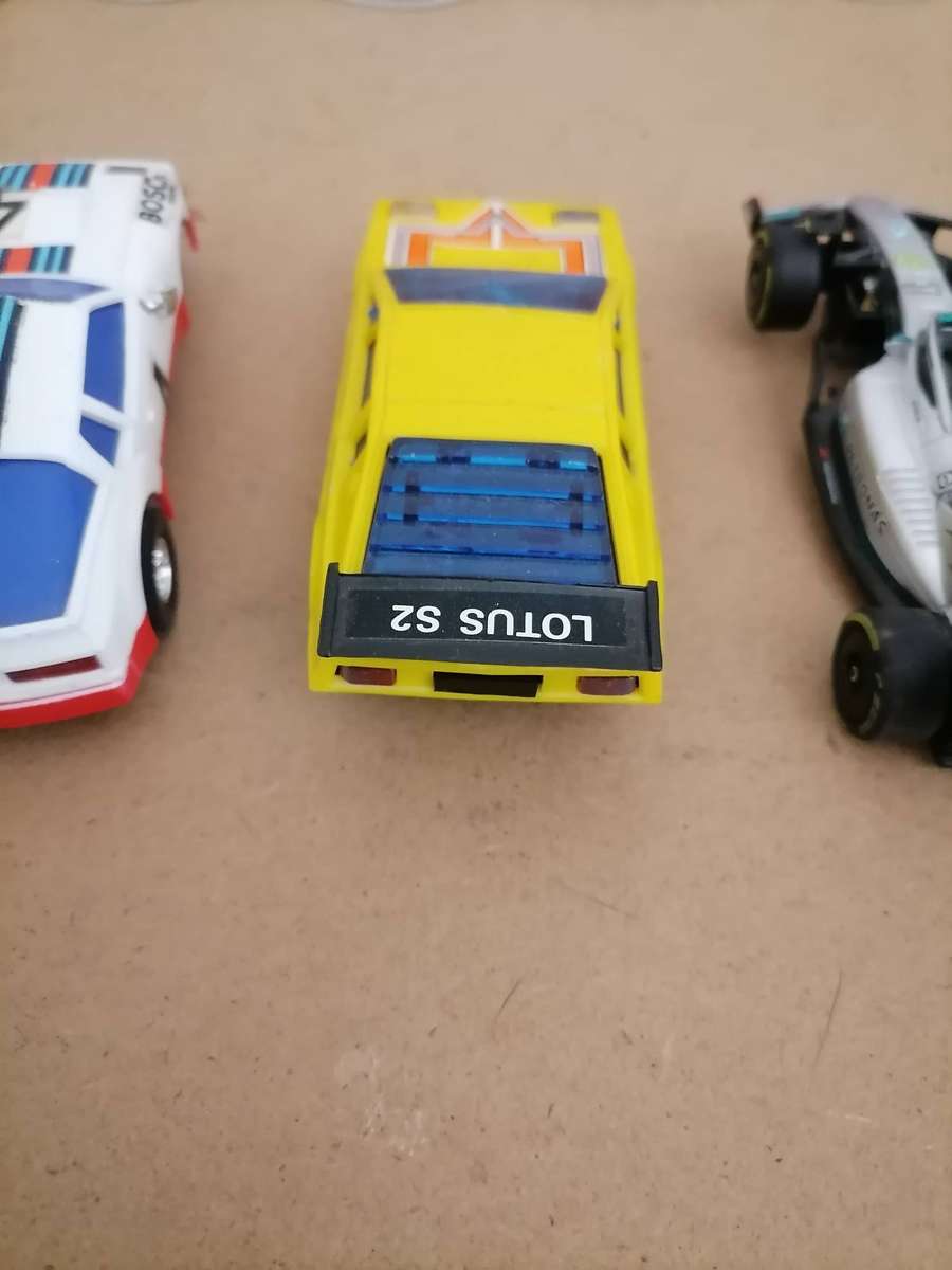3 X VINTAGE SLOT CARS - LOTUS 32 - MARTINI PORSCHE - CARRIERA GO MERCEDES SCALE 1:43 - VERY RARE
