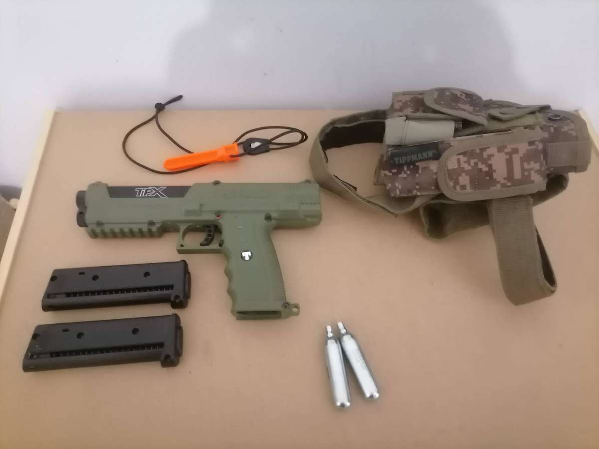 Tippmann TPX 0.68 Caliber Olive - Tippmann Holster - 100% WORKING - 2 MAGIZENES - 2 Gas sylinders