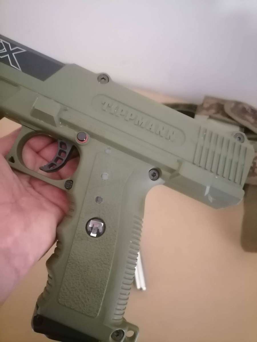 Tippmann TPX 0.68 Caliber Olive - Tippmann Holster - 100% WORKING - 2 MAGIZENES - 2 Gas sylinders
