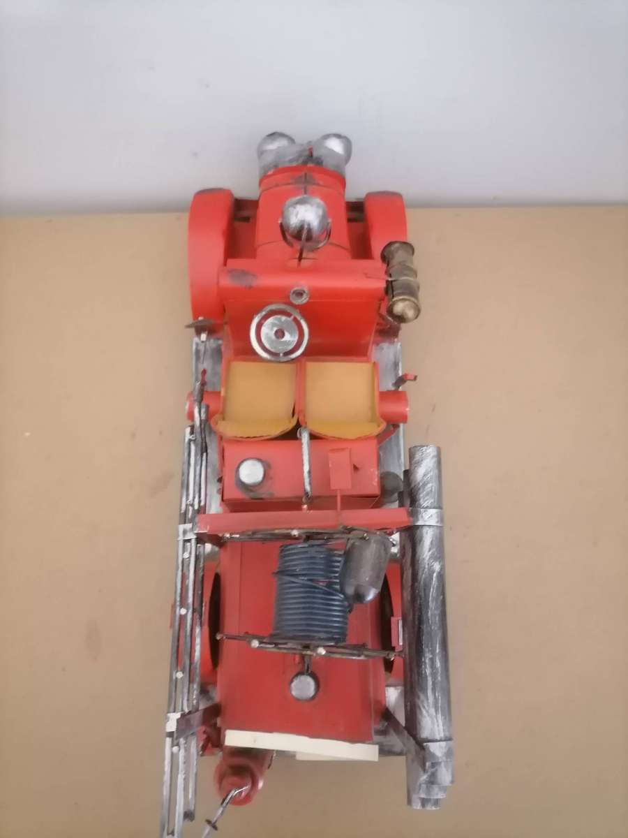 Fire Engine TRUCK Handmade Vintage Metal - 39 CM L X 14 CM B X 18 CM H
