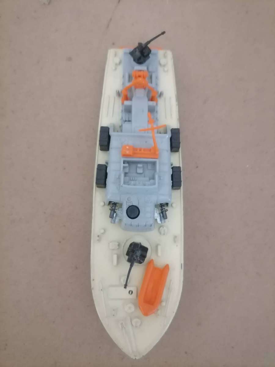 DINKY MOTOR PATROL BOAT DIECAST TOY ENGLAND - 17 CM - MINT CONDITION