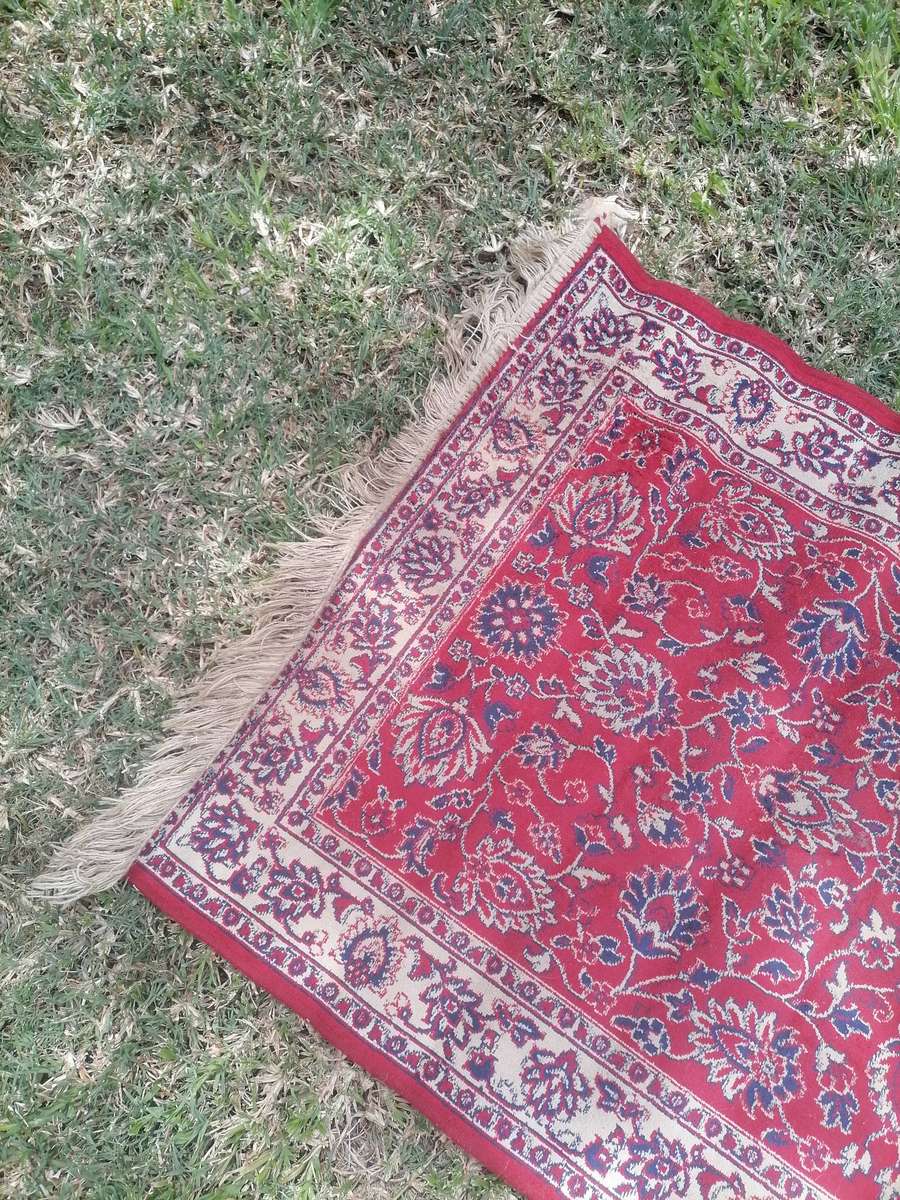 PERSIAN RUNNER RUG 66 CM WIDTH X 200CM LENGTH - GREAT CONDITION