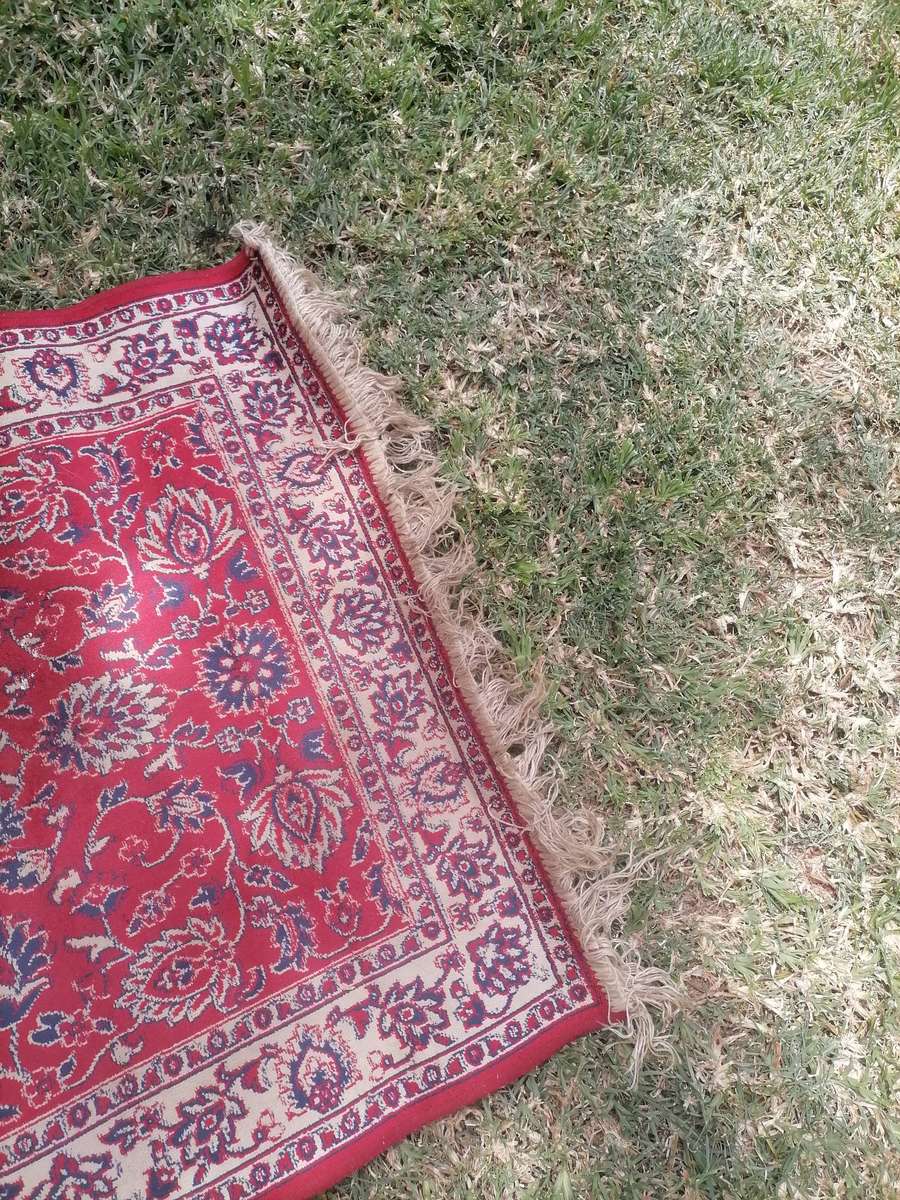 PERSIAN RUNNER RUG 66 CM WIDTH X 200CM LENGTH - GREAT CONDITION