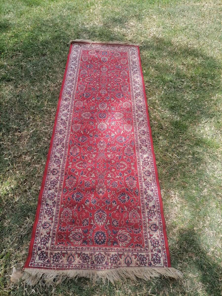 PERSIAN RUNNER RUG 66 CM WIDTH X 200CM LENGTH - GREAT CONDITION
