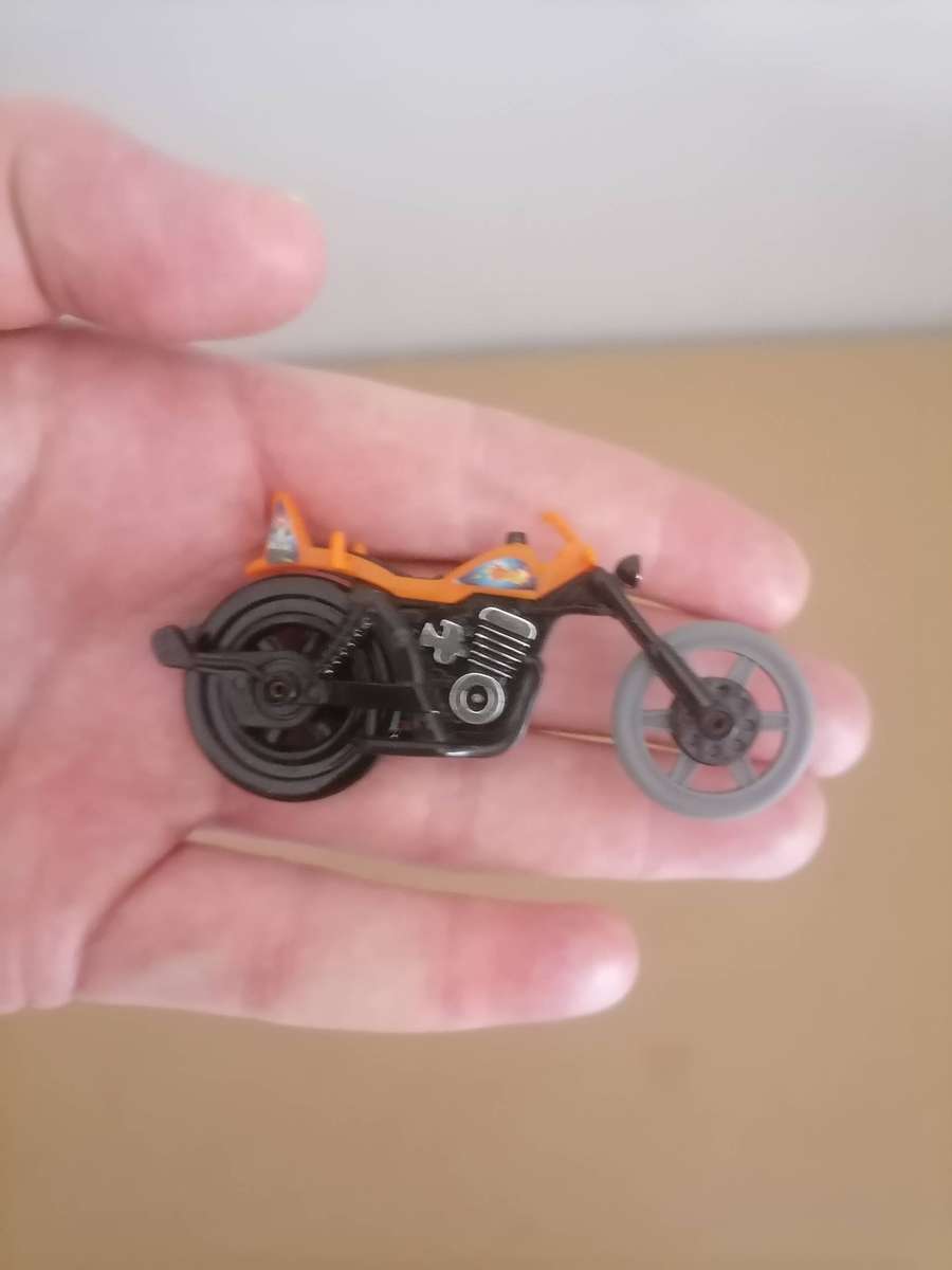 ORIGINAL POP CYCLE RIP CORD MOTORCYCLE NO RIDER OR RIP CORD