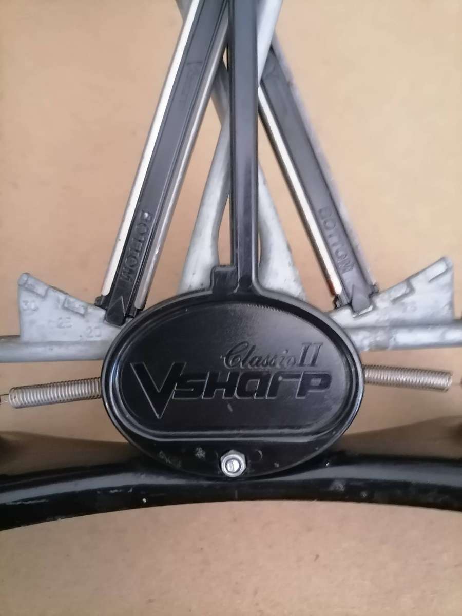 V-Sharp Classic 2 - Elite - Black - GREAT CONDITION BLADES IN AMAZING CONDITION