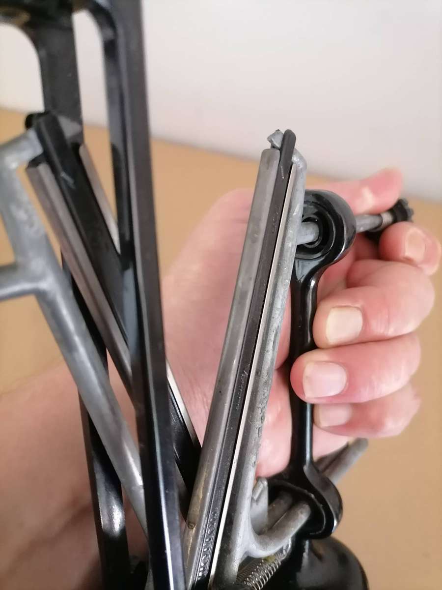 V-Sharp Classic 2 - Elite - Black - GREAT CONDITION BLADES IN AMAZING CONDITION