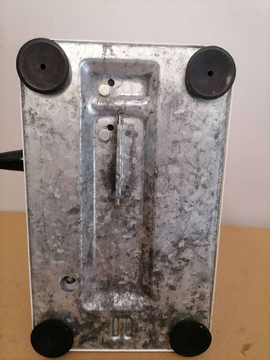 Retro Pineware Bread/Meat Slicer AMAZING CONDITION