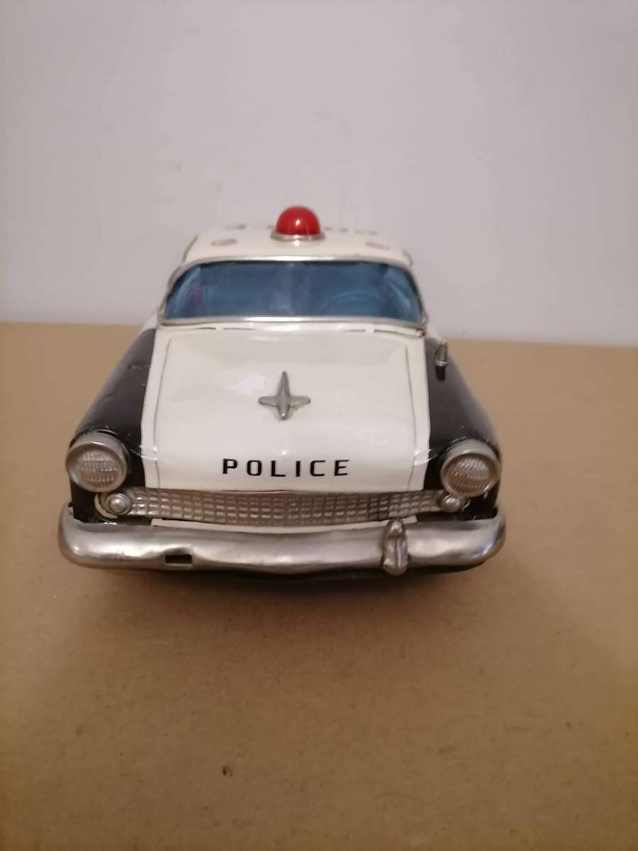 1957 FORD JAPANESE TIN POLICE CAR BY YONEZAWA NR FRICTION MECHANISM STILL WORKS 38 CM L X 17 CM B