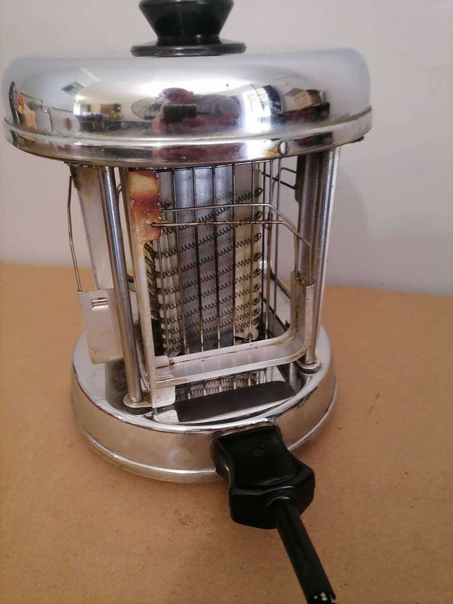 VINTAGE FOUR SLICE SWIVEL TOASTER : Pineware N - 171 - 100% WORKING WITH CORD