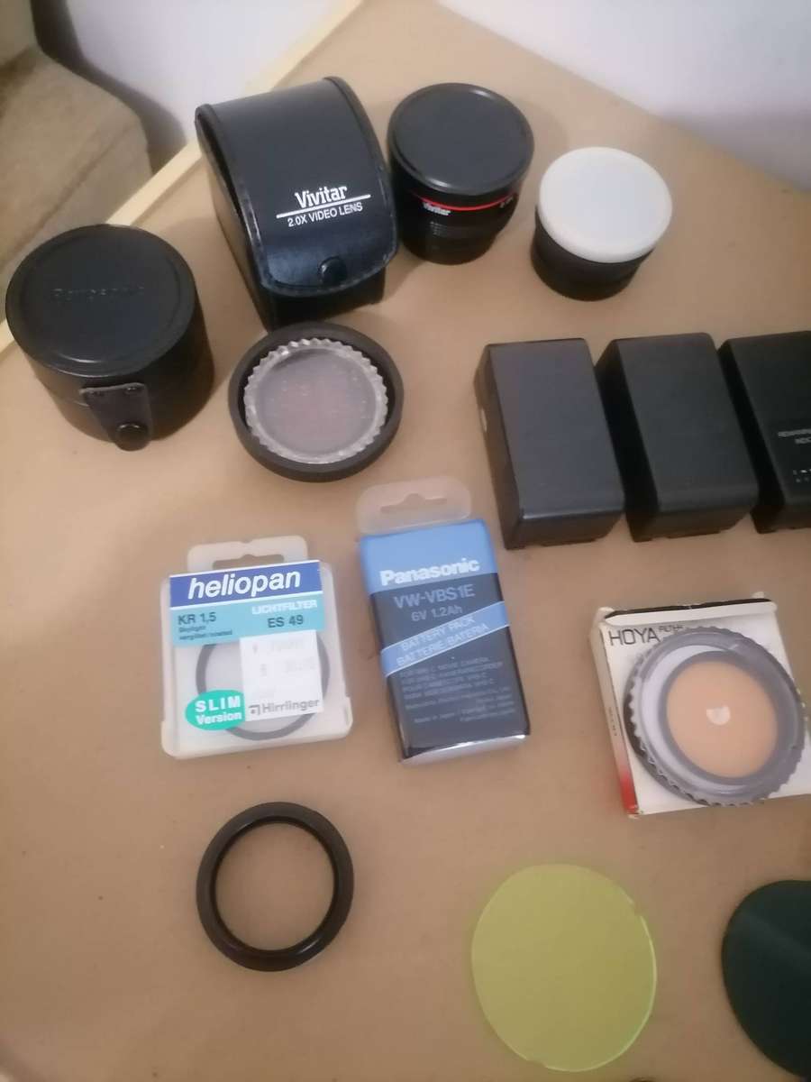 Panasonic NV-MS95B S-VHS Digital Video Camera Camcorder - 2 Lenses - 4 Batteries and Extras NOT TEST