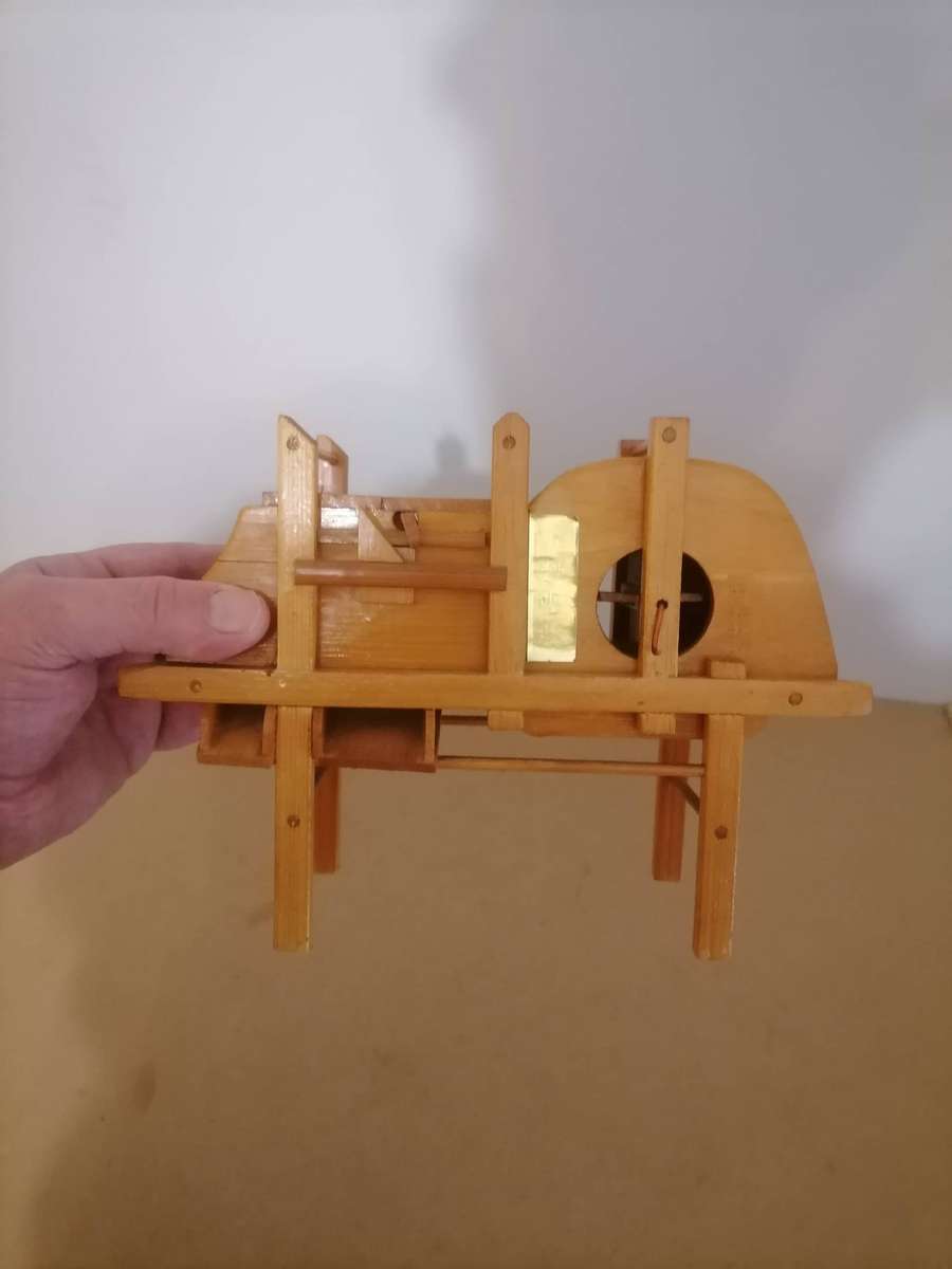 Vintage Handmade Miniature Wood Slucebox Gold Processing - 23 CM L X 17 CM H X 7 CM B MADE FROM BAMB