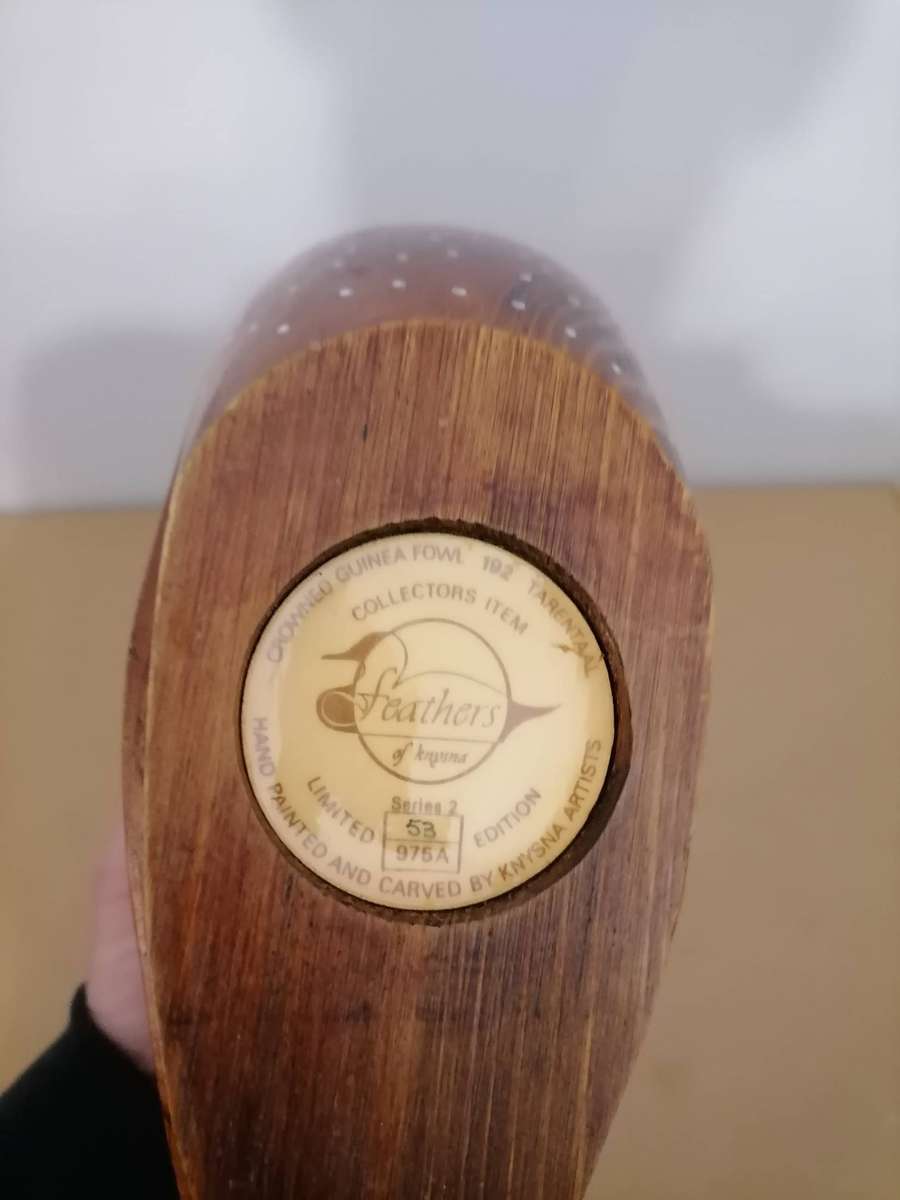 FEATHERS OF KNYSNA WOODEN CROWNED GUINEA FOWL Limited Edition 53/975A Hand Painted & Carved 1 of 2