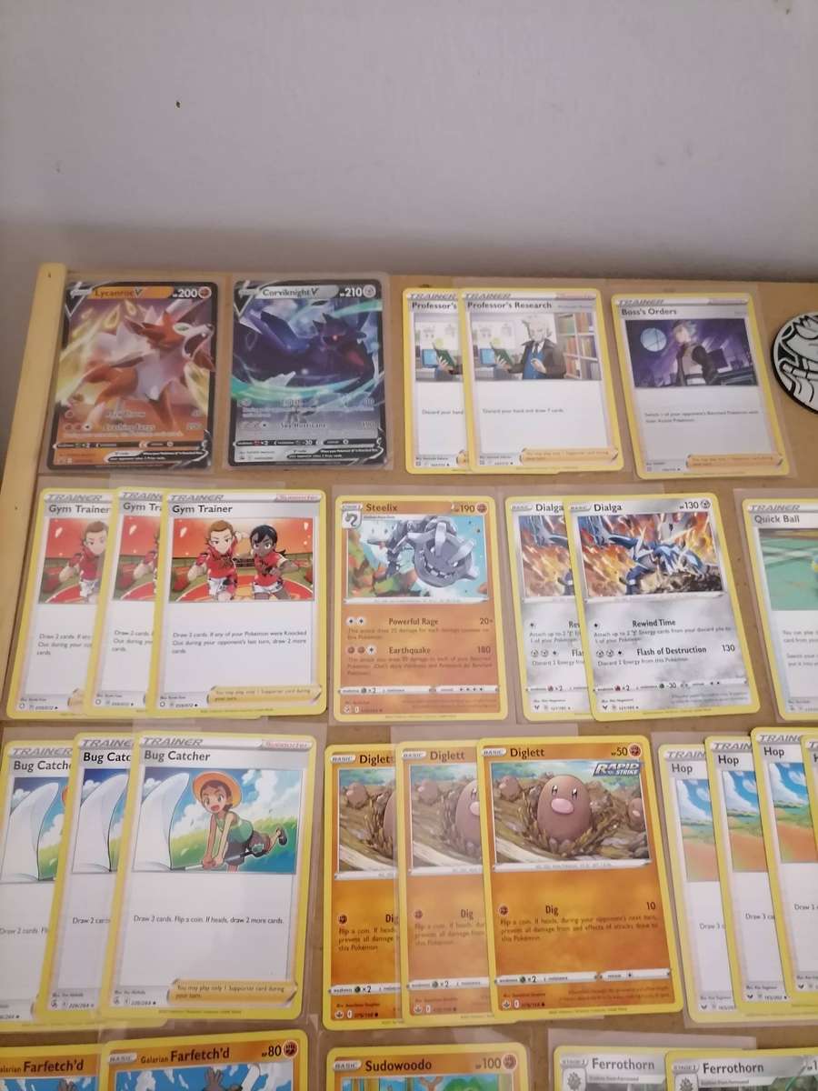Huge Bundel of 93 Pokémon Nintendo ORIGINAL Cards - 61 2020 Cards - 27 2021 Cards - 5 2022 Cards