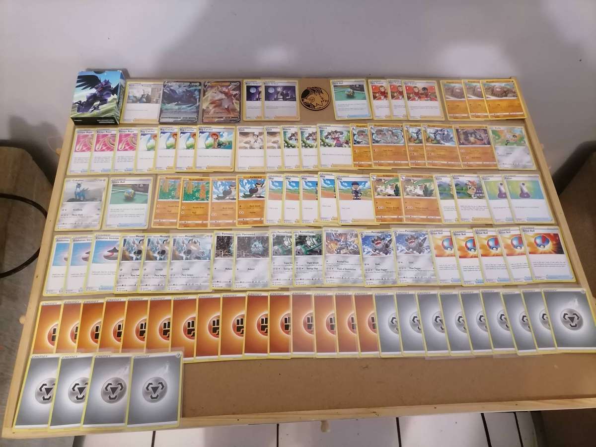 Huge Bundel of 93 Pokémon Nintendo ORIGINAL Cards - 61 2020 Cards - 27 2021 Cards - 5 2022 Cards