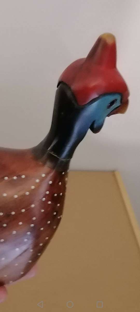 A FEATHERS OF KNYSNA WOODEN CROWNED GUINEA FOWL Limited Edition 54/975B Hand Painted & Carved 2 of 2