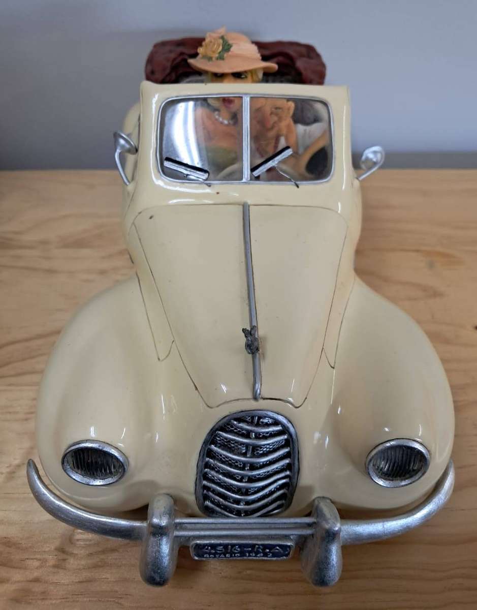 Comic Art of Guillermo Forchinos - My New Fiance