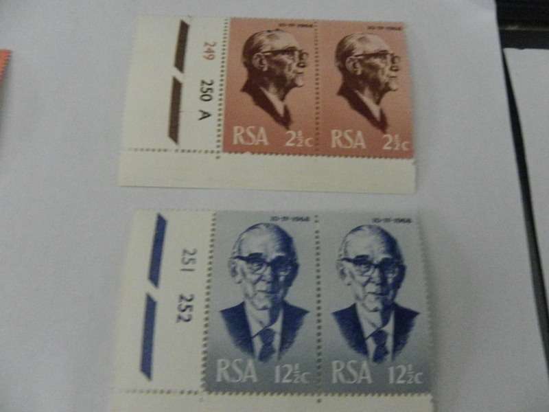 RSA 1.07 (1968) - Inauguration of Pres Fouche Min Set in Pairs