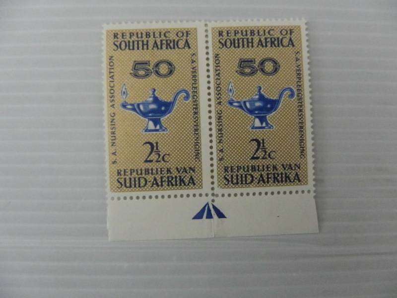 RSA (1964) - 50th Anniversary of SA Nursing 2 1/2c Mint Arrow Pair
