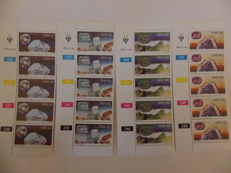 SWA 1.27 (1979) - Semi-precious Stones Mint Control Block Set