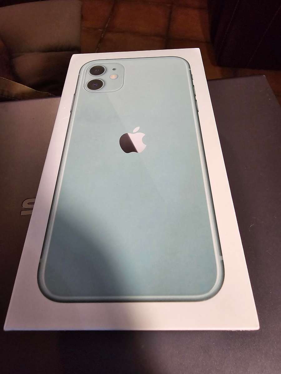 Apple Iphone 11 - 64gb Green - excellent condition