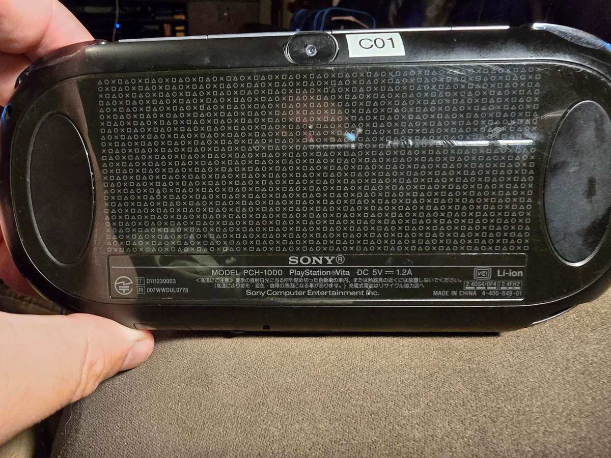 Sony PS Vita (C01) - console with 128gb Memory Card