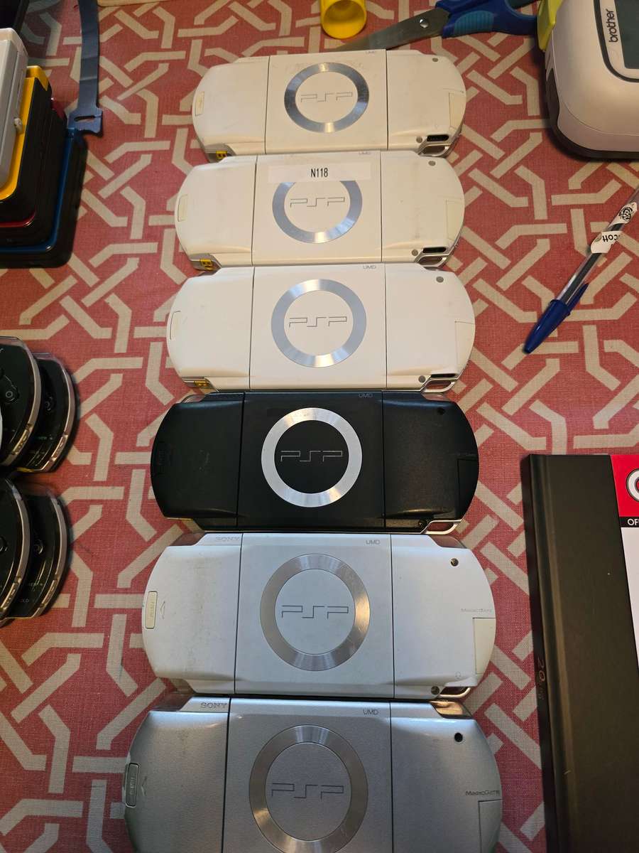 JOBLOT - 6 x PSP1000 consoles - untested