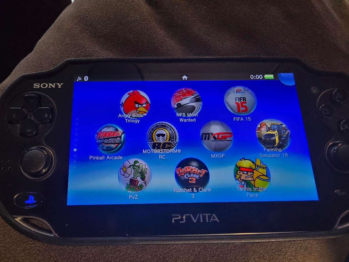 PS Vita 1000 Console (B08)