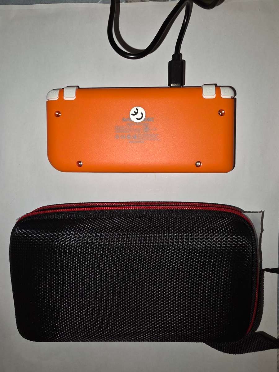 ANBERNIC RG28x 64gb - Retro Gaming Console with Hard Case Cover - Orange