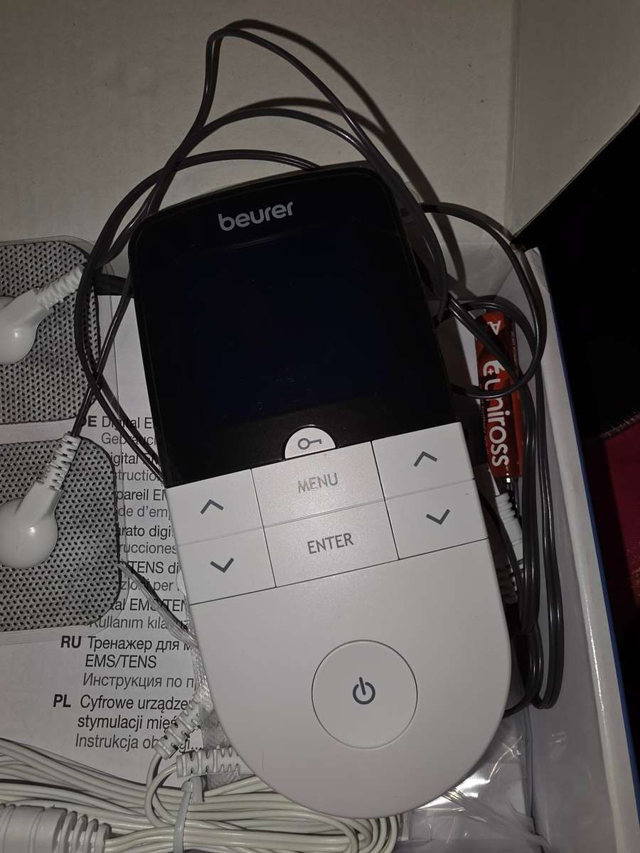 Beurer Digital TENS / EMS Device: Pain Therapy & Muscle Stimulation EM 49