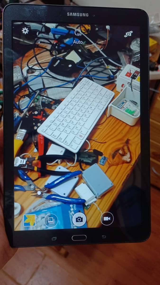 Samsung Galaxy Tab E (Second Hand)