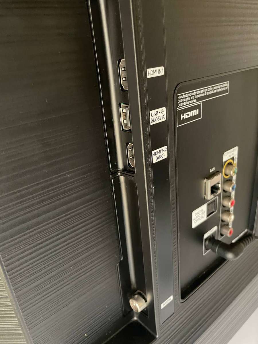 SAMSUNG UA32N5300AR Smart TV