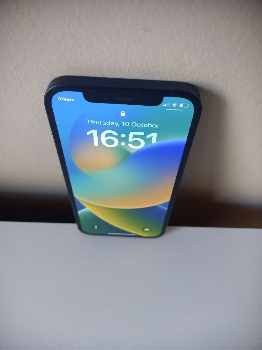 Apple iPhone 12  64GB 5G