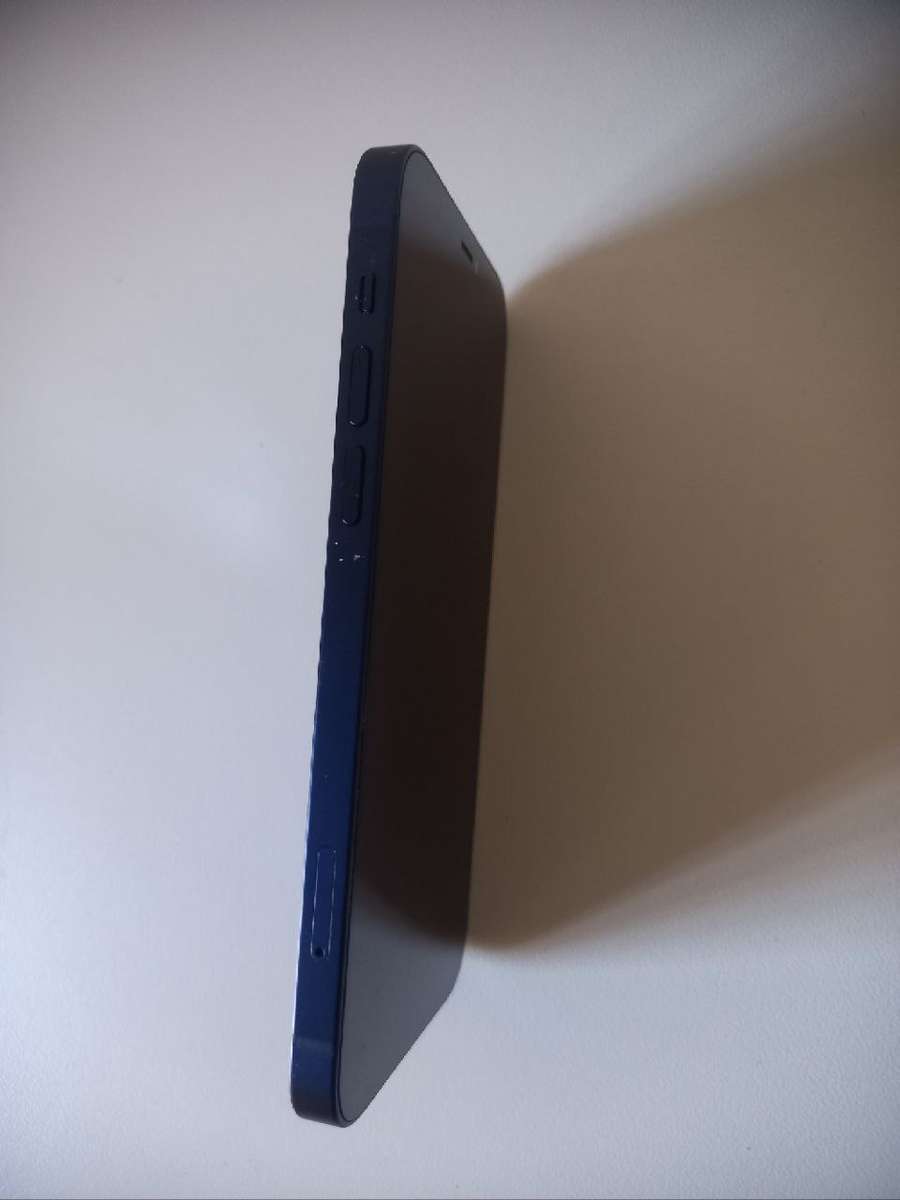 Apple iPhone 12  64GB 5G