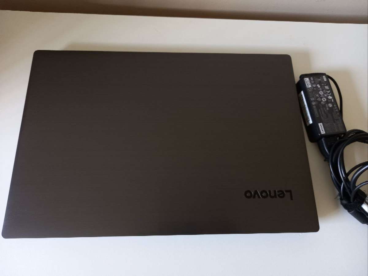 Lenovo V330 Intel i5 8th Gen 256GB SSD 8GB