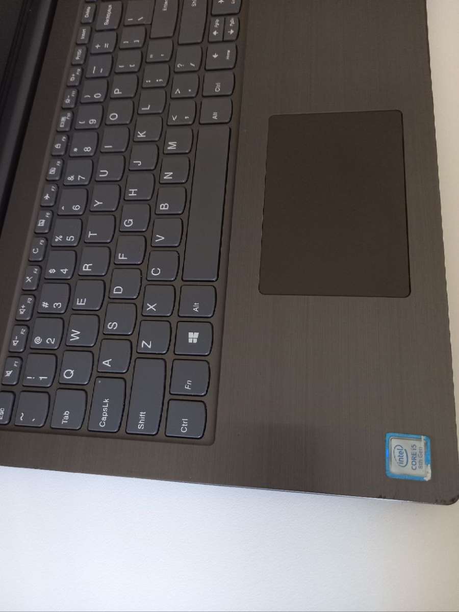 Lenovo V330 Intel i5 8th Gen 256GB SSD 8GB